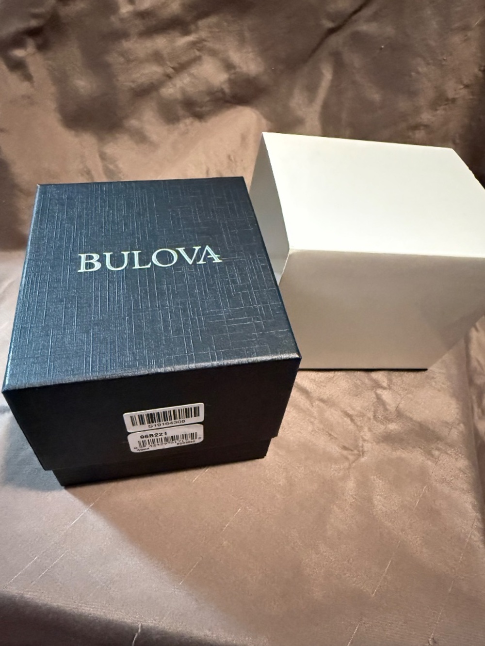 Bulova Watch - Picture 4 of 6